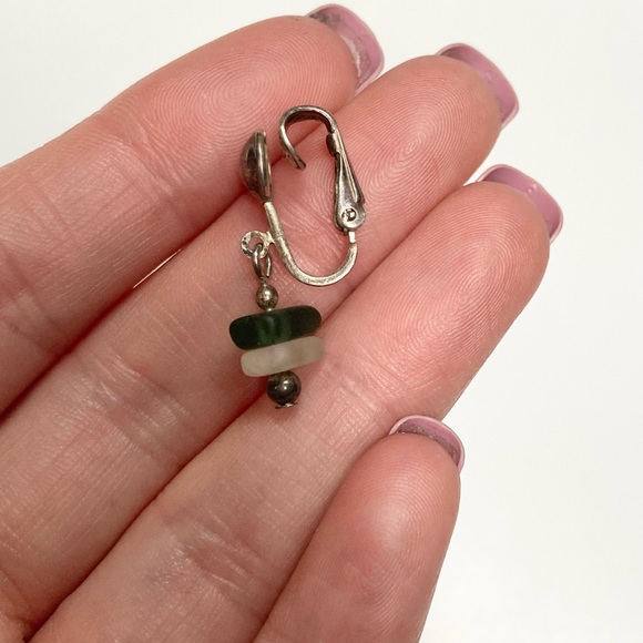 Vintage Sea Glass Sterling Silver Clip On Earrings - Picture 4 of 6
